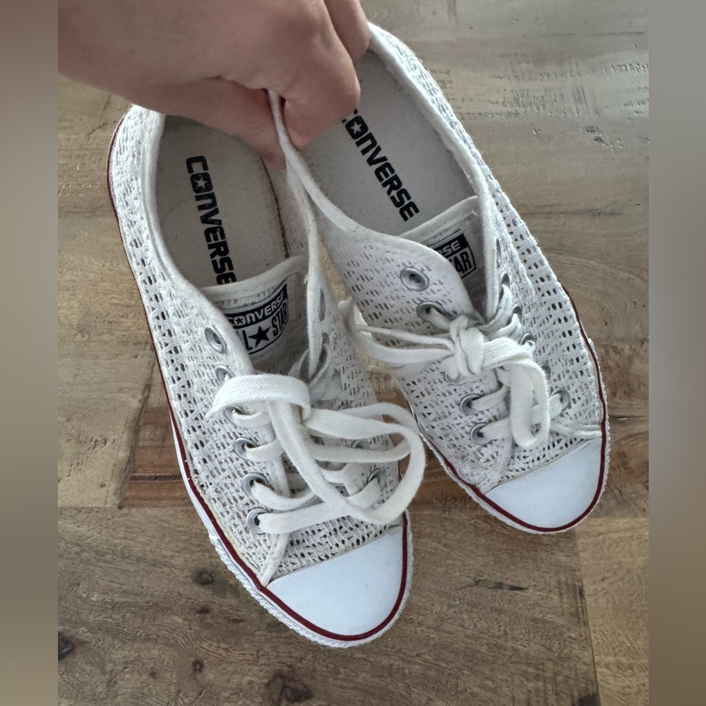 Converse White Knit Sneakers - Picture 4 of 9